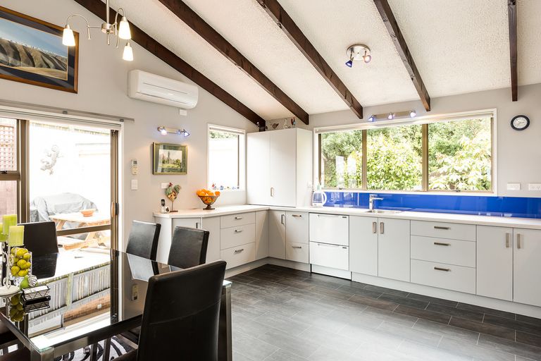 Photo of property in 42 Shandon Road, Vauxhall, Dunedin, 9013