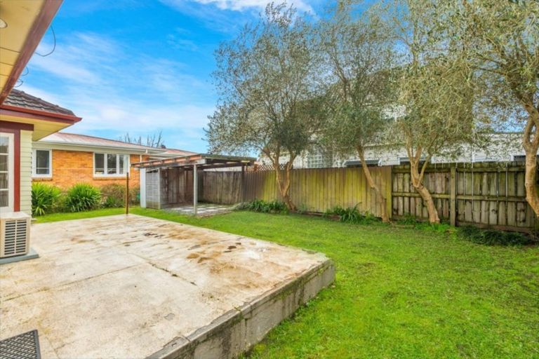 Photo of property in 77 Clarkin Road, Fairfield, Hamilton, 3214