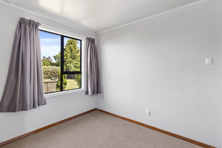 Photo of property in 24 Bouverie Street, Waimataitai, Timaru, 7910
