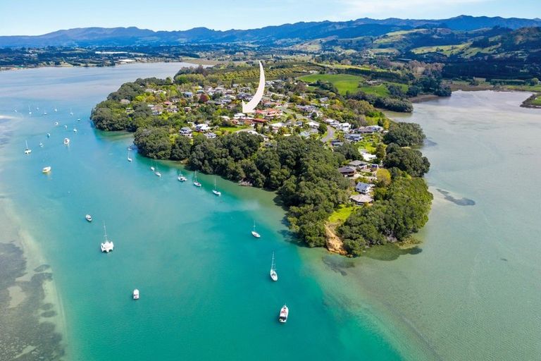 Photo of property in 301 Tanners Point Road, Tanners Point, Katikati, 3177