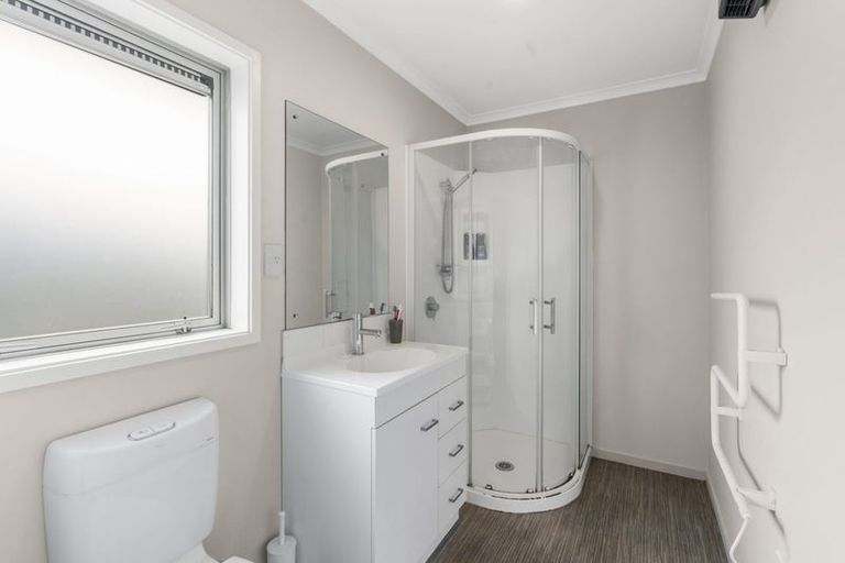 Photo of property in 160 Travis Road, New Brighton, Christchurch, 8083