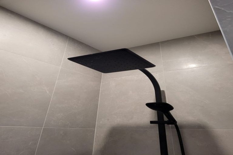 Photo of property in 120 Silverstream Road, Crofton Downs, Wellington, 6035