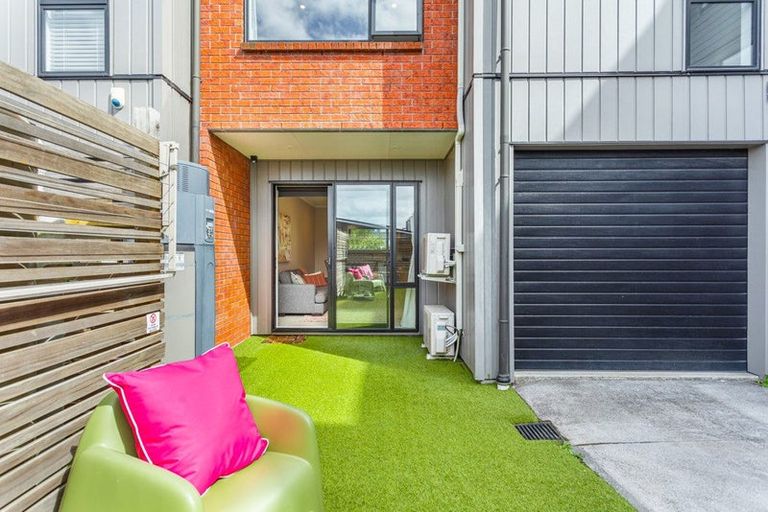 Photo of property in 74 Squadron Drive, Hobsonville, Auckland, 0616