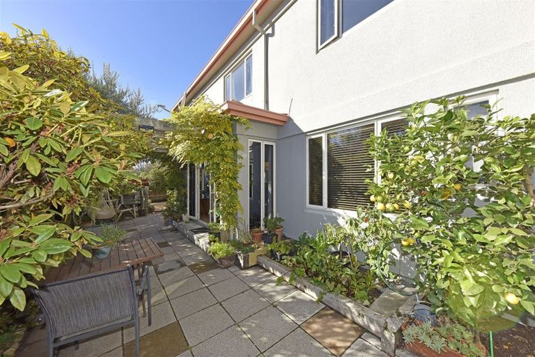 Photo of property in 70 Saint James Avenue, Papanui, Christchurch, 8053