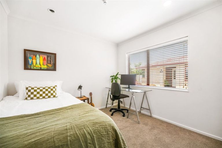 Photo of property in 732d Te Atatu Road, Te Atatu Peninsula, Auckland, 0610