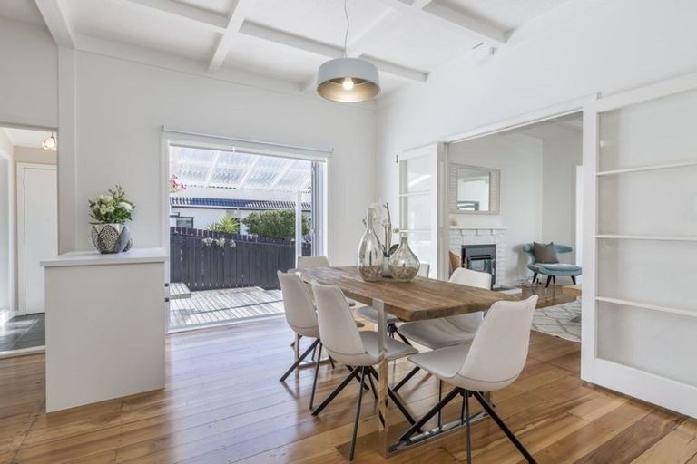 Photo of property in 1/10 Hart Road, Hauraki, Auckland, 0622