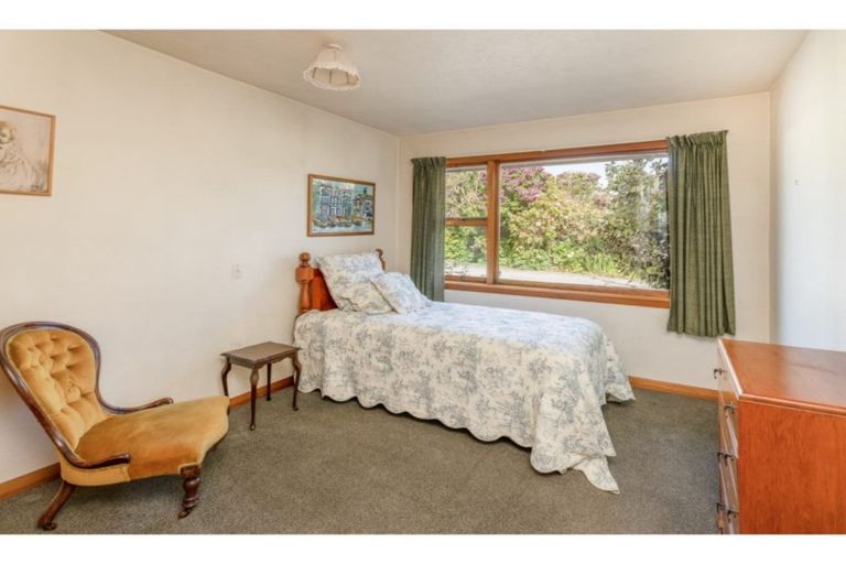 Photo of property in 49 Maidstone Road, Ilam, Christchurch, 8041