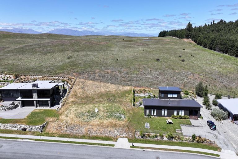 Photo of property in 36 Mistake Drive, Lake Tekapo, 7999