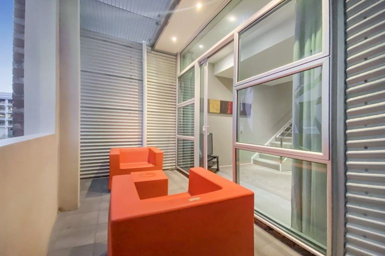 Photo of property in Hb Apartments, 1/3 Holland Street, Te Aro, Wellington, 6011