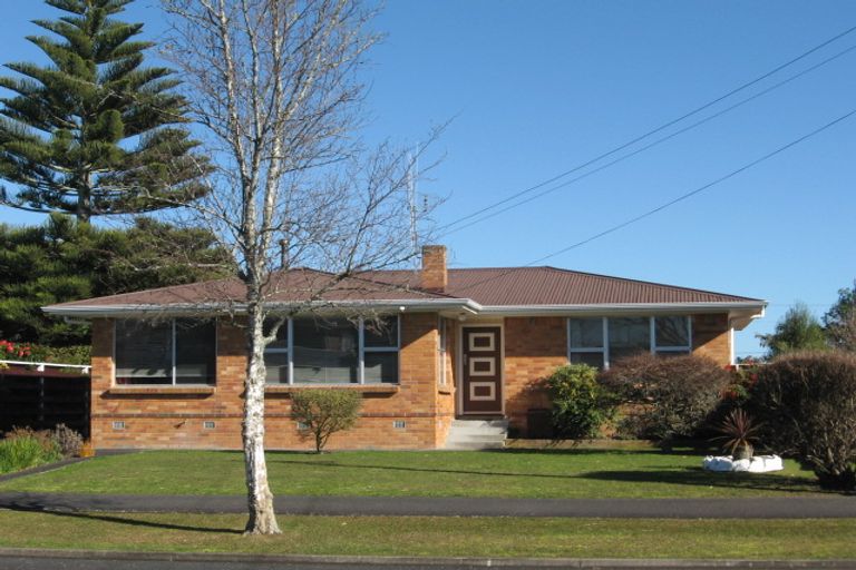 Photo of property in 27 Fairview Street, Fairview Downs, Hamilton, 3214