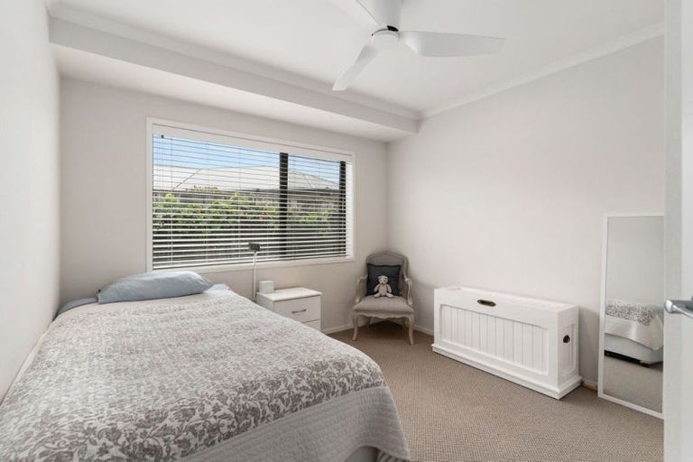 Photo of property in 40 Armstrong Avenue, Carterton, 5713