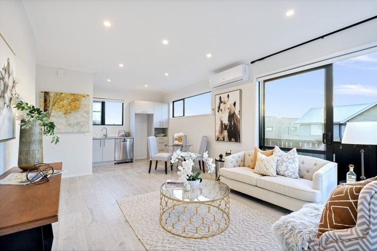 Photo of property in 1 Onekiritea Road, Hobsonville, Auckland, 0616