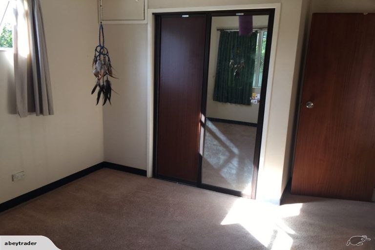 Photo of property in 150a Dowse Drive, Maungaraki, Lower Hutt, 5010