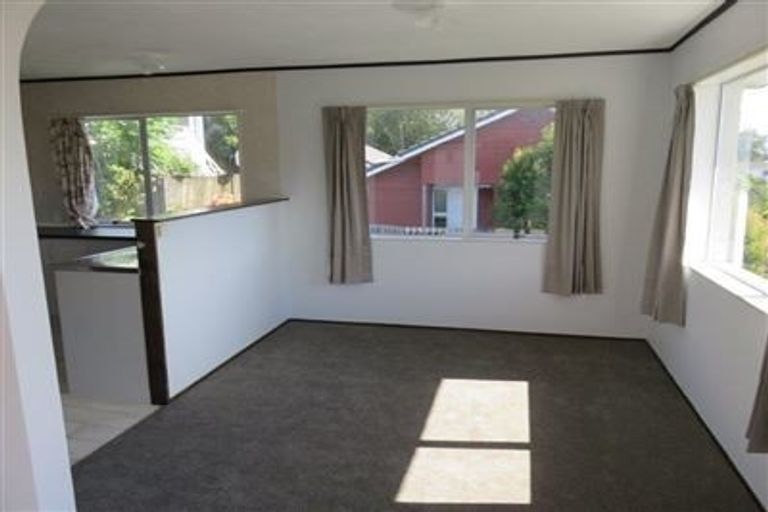 Photo of property in 2/139a Mokoia Road, Birkenhead, Auckland, 0626