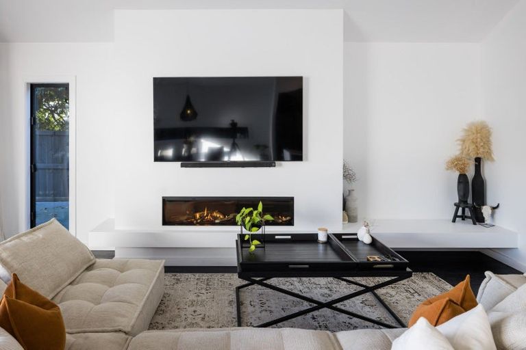 Photo of property in 42 Abbotsford Street, Whitiora, Hamilton, 3200