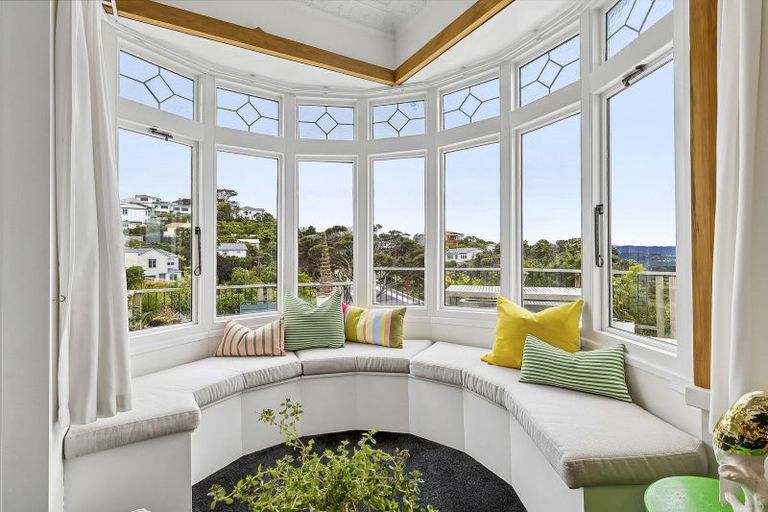 Photo of property in 39 Mills Road, Brooklyn, Wellington, 6021