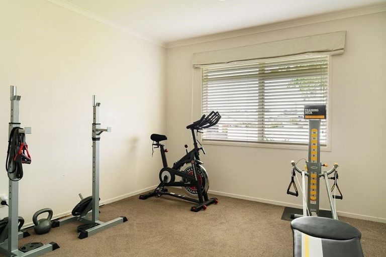 Photo of property in 1 Stamford Place, Ohauiti, Tauranga, 3112