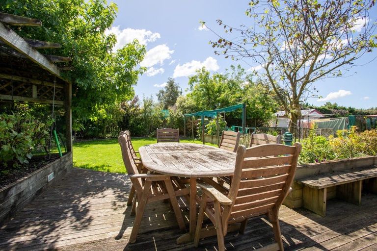 Photo of property in 12 Windsor Street, Dannevirke, 4930