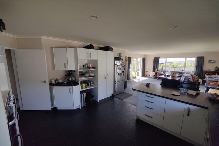 Photo of property in 167 Pacific Drive, Fitzherbert, Palmerston North, 4410