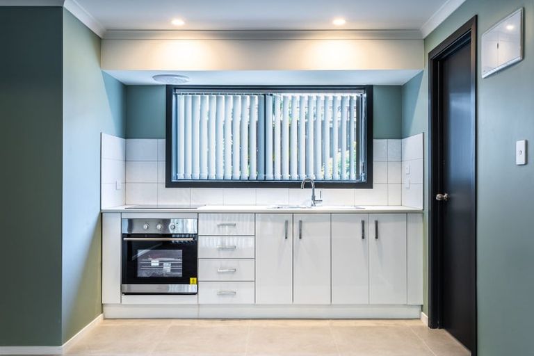 Photo of property in 8 Monde Place, Clover Park, Auckland, 2019