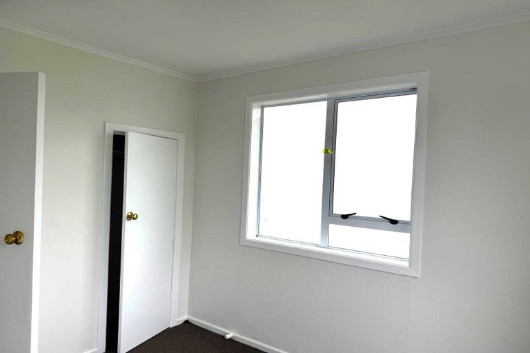 Photo of property in 118 Gloucester Road, Manurewa, Auckland, 2102