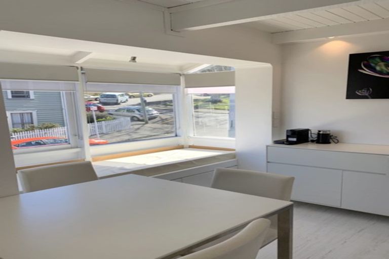 Photo of property in 10 Cottleville Terrace, Thorndon, Wellington, 6011