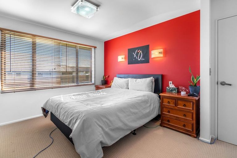 Photo of property in 28 Majestic Chance, Seaward Bush, Invercargill, 9812