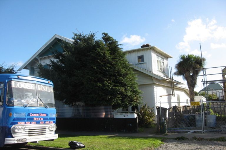 Photo of property in 1/73 Thackeray Place, Waltham, Christchurch, 8023