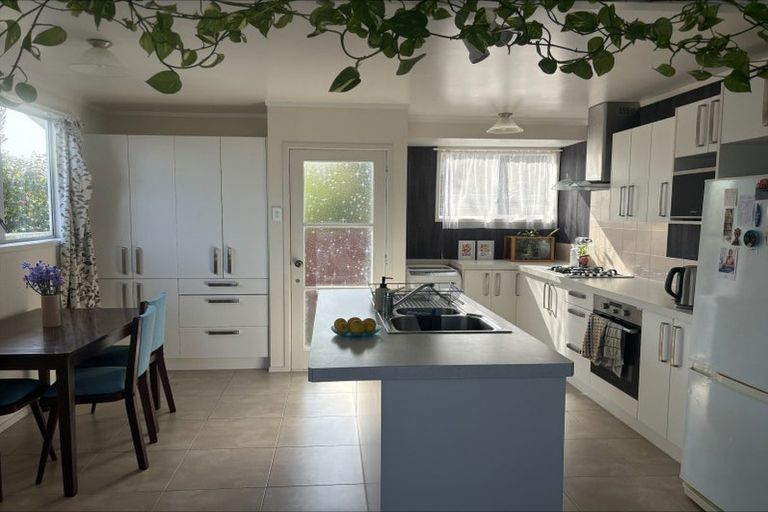 Photo of property in 26a Knightsbridge Place, Dinsdale, Hamilton, 3204