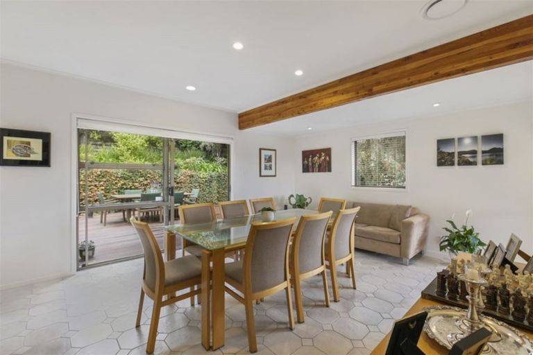 Photo of property in 16 Harper Street, Chatswood, Auckland, 0626