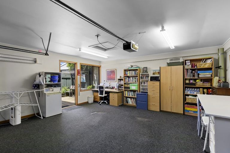 Photo of property in 3 Colin Grove, Hutt Central, Lower Hutt, 5010