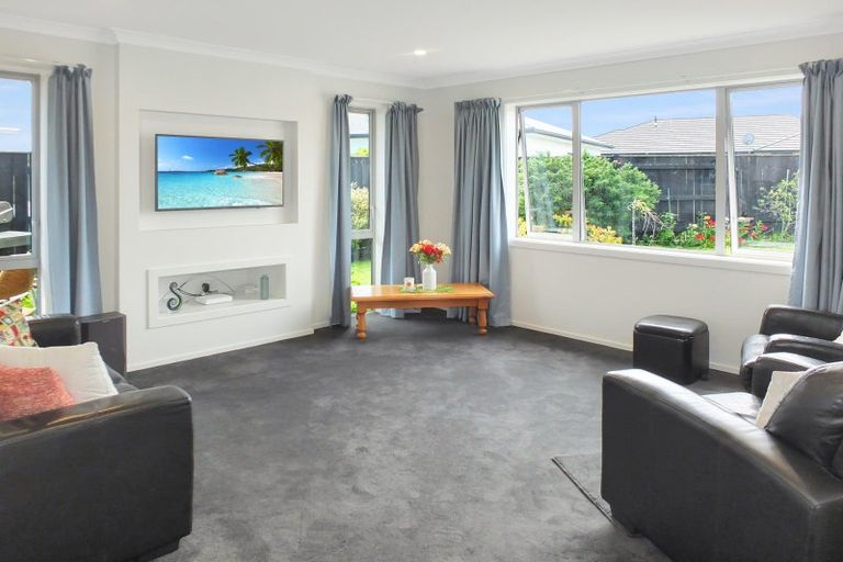 Photo of property in 10 Godwit Court, Foxton Beach, Foxton, 4815