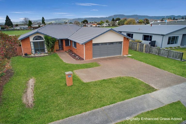 Photo of property in 5 Duggan Drive, Owhata, Rotorua, 3010