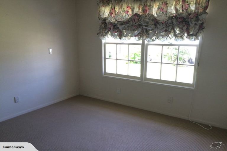 Photo of property in 23 Serrita Avenue, Sunnyhills, Auckland, 2010