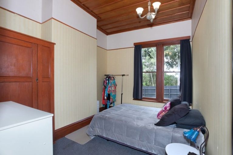 Photo of property in 21 Bond Street, Marton, 4710