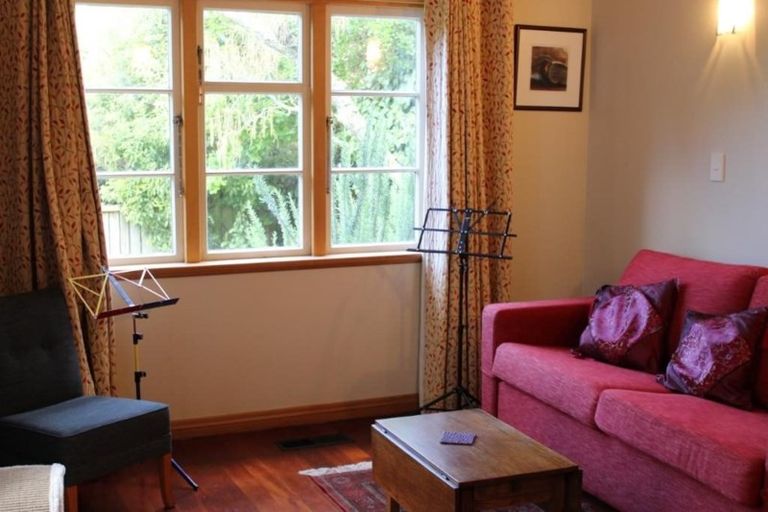 Photo of property in 10 Chisenhall Street, Karori, Wellington, 6012