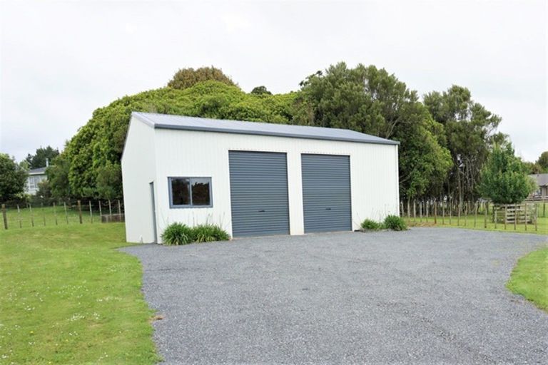 Photo of property in 197 Takapu Road, Manakau, Levin, 5573