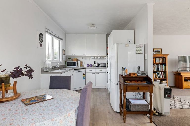 Photo of property in 2 Shelley Crescent, Stoke, Nelson, 7011