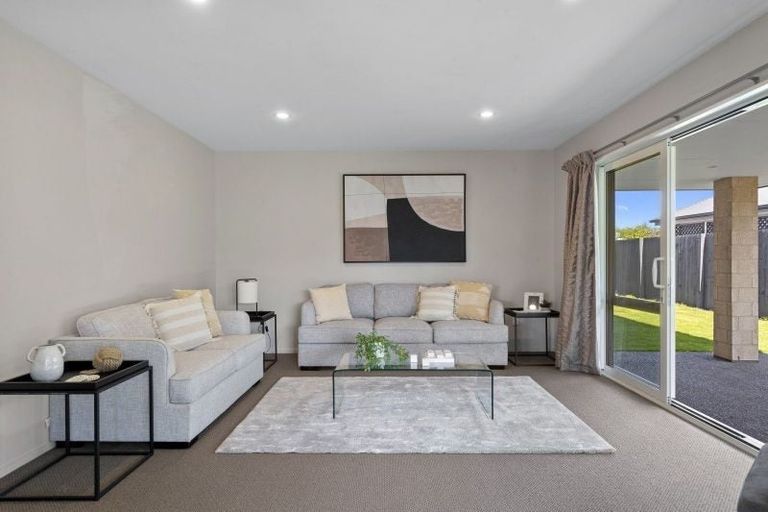Photo of property in 15 Hampstead Close, Rangiora, 7400