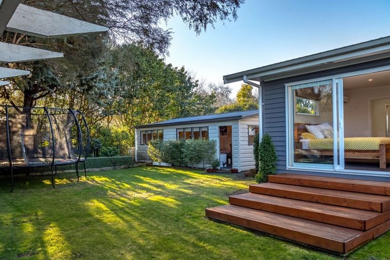 Photo of property in 2 Kempton Street, Greytown, 5712