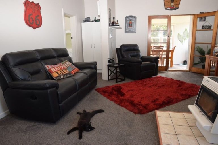 Photo of property in 2 Derby Street, Woodend, Invercargill, 9877