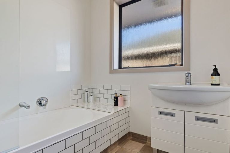 Photo of property in 34 Witham Street, Hornby, Christchurch, 8042