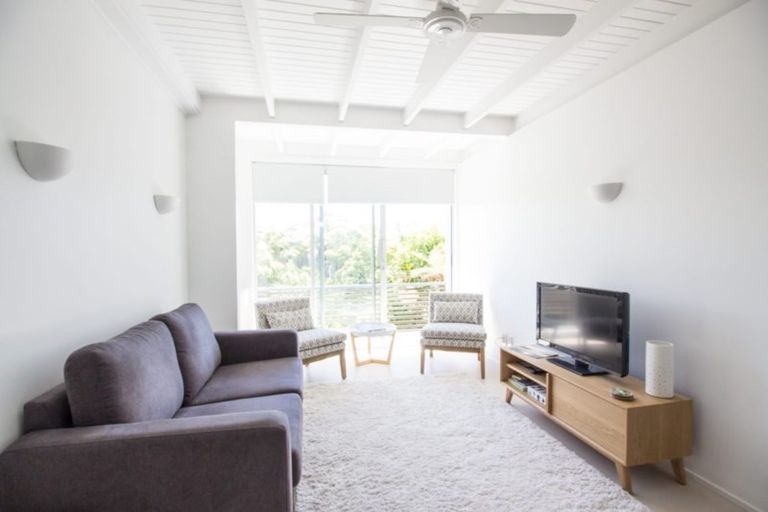 Photo of property in 3/73 Princes Street, Northcote Point, Auckland, 0627