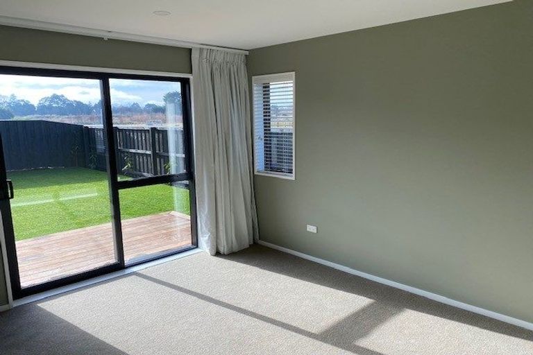 Photo of property in 6 Manggis Street, Northwood, Christchurch, 8051