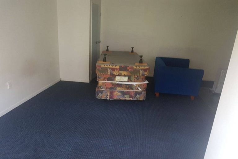 Photo of property in Othello House, 22-24 Mount Edgcumbe Street, New Plymouth, 4310