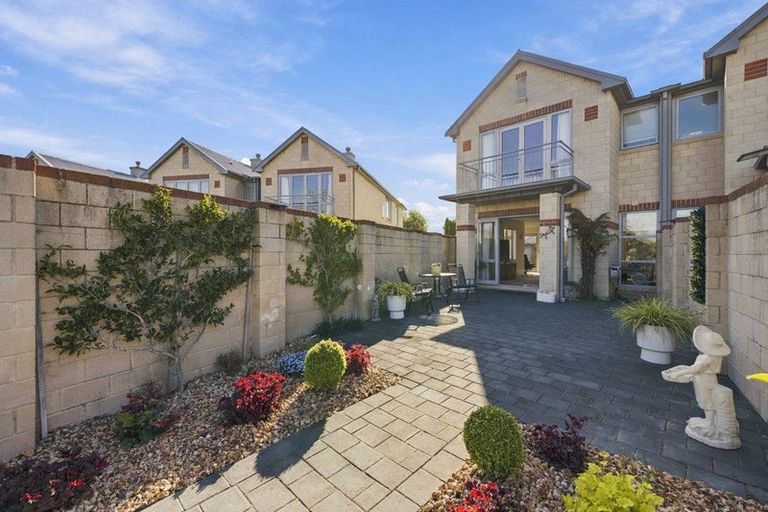 Photo of property in 12 Waterford Avenue, Northwood, Christchurch, 8051