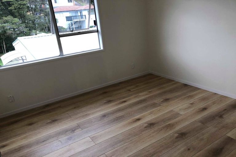 Photo of property in 17 Sapphire Place, Bayview, Auckland, 0629