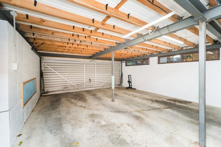 Photo of property in 50 Pitama Road, Awapuni, Palmerston North, 4412