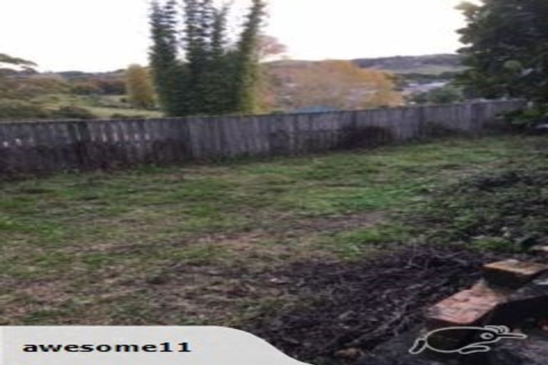 Photo of property in 11 Skelton Crescent, Paparoa, 0571