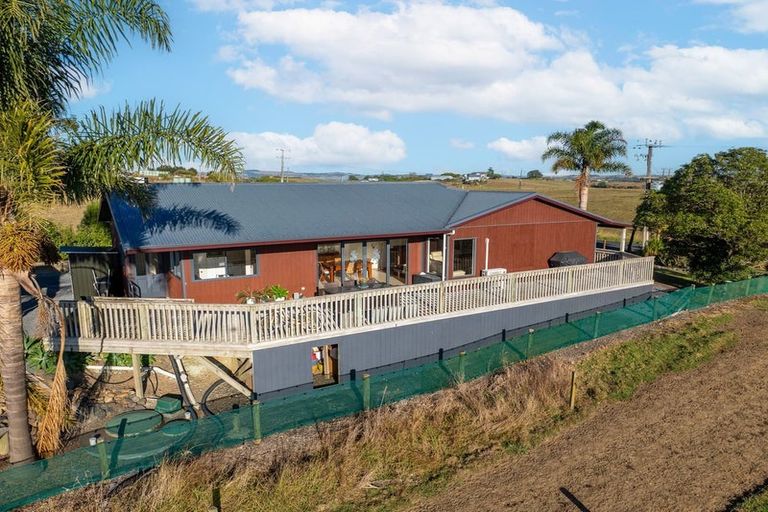 Photo of property in 532 Island Block Road, Island Block, Te Kauwhata, 3782